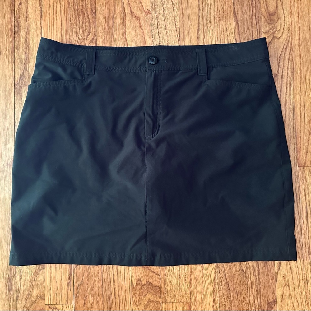 Eddie Bauer skirt in black size 14